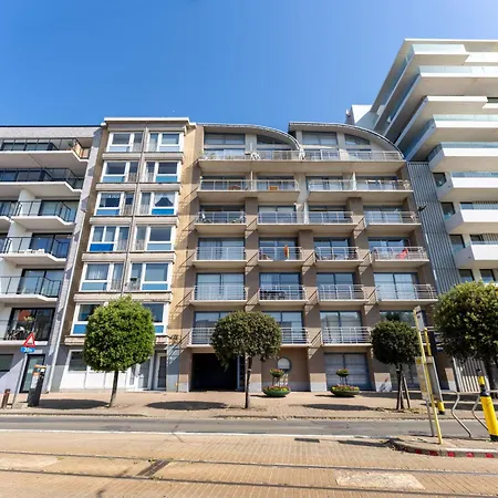 Apartamento Casa Nova With Balcony By Interhome De Panne